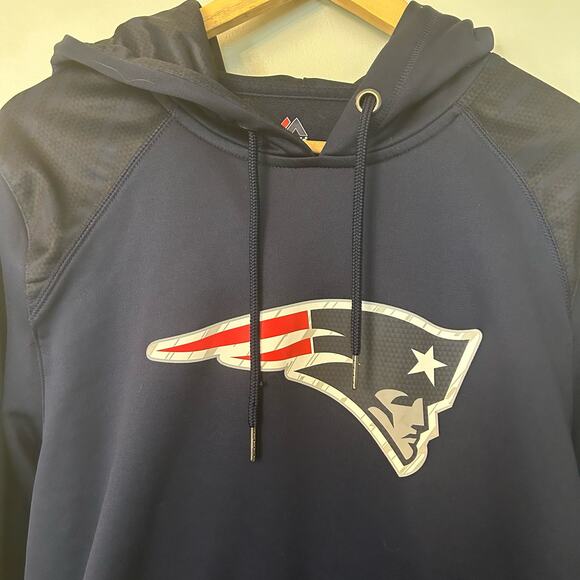 Patriots Logo Hooded Sweatshirt Majestic Therma Base Navy Blue Medium - Picture 4 of 9